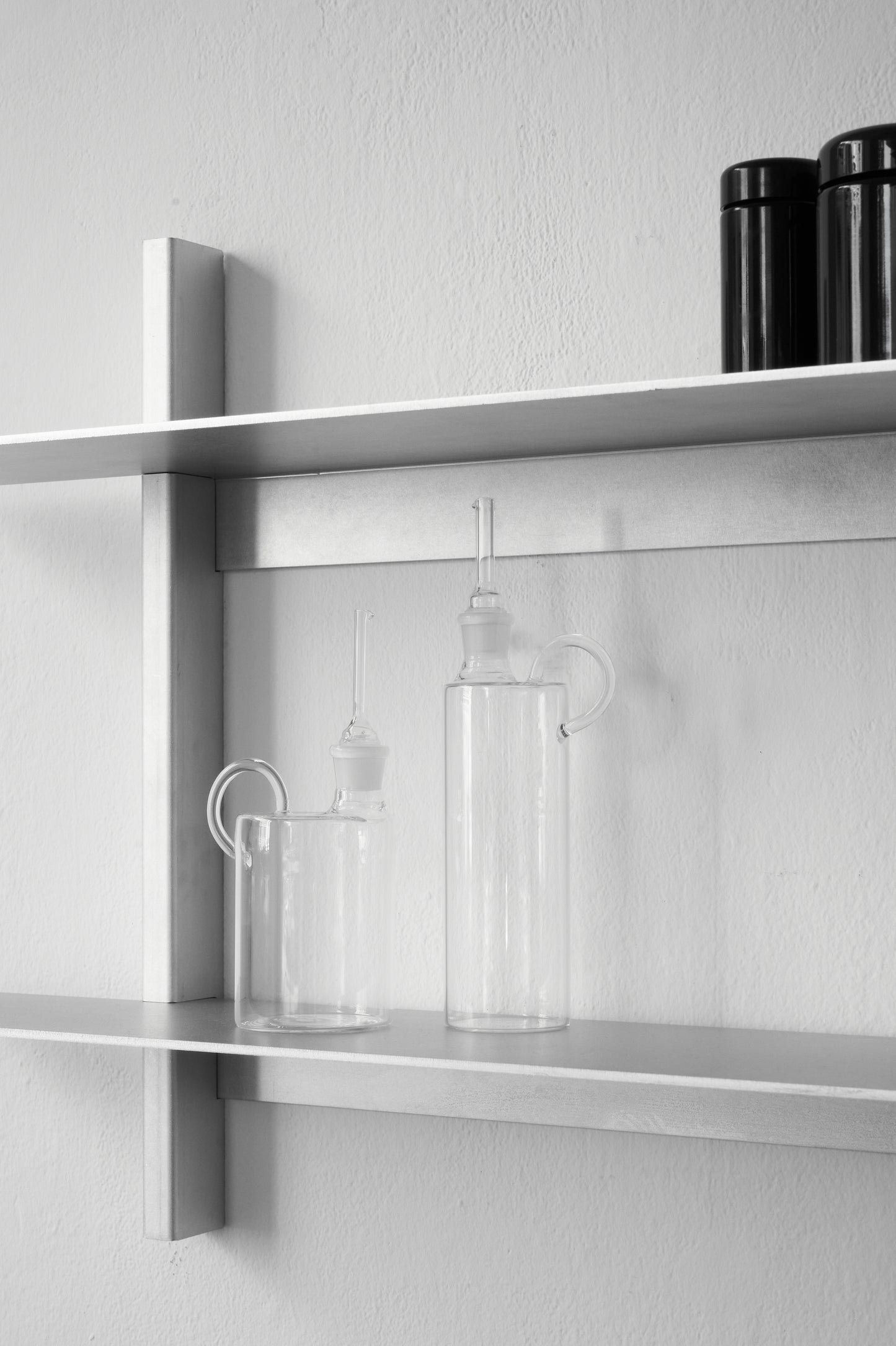 PLIÉ wall shelf 2