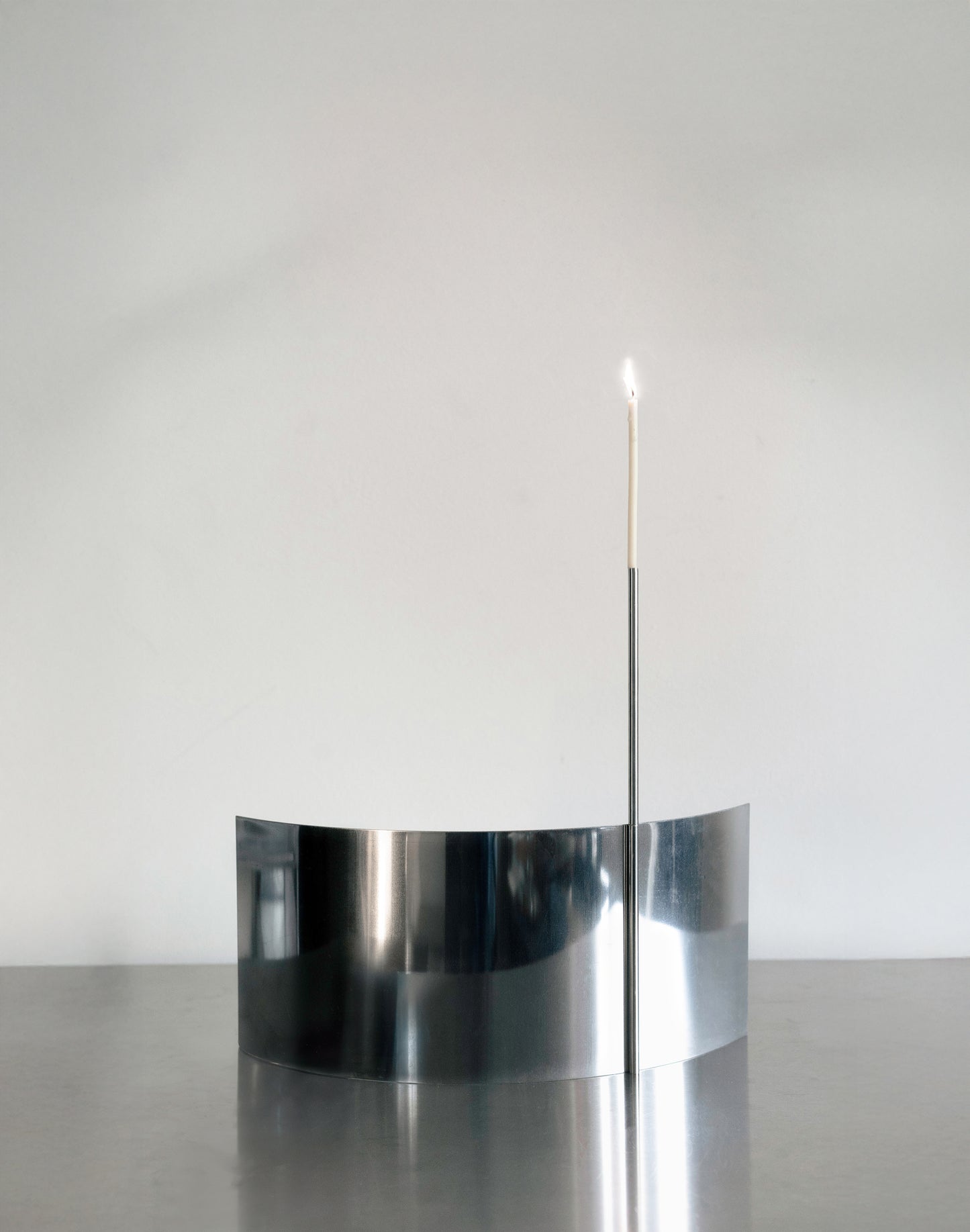 TANGENCY candleholder