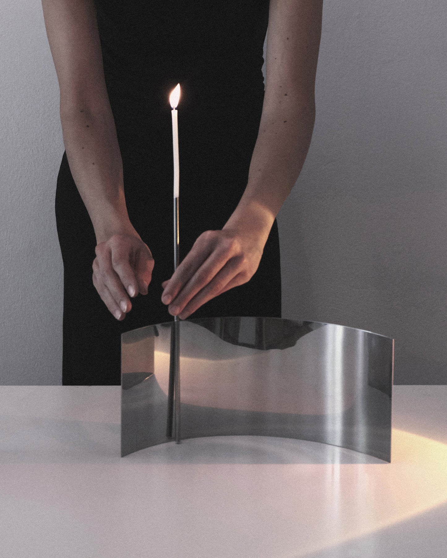 TANGENCY candleholder