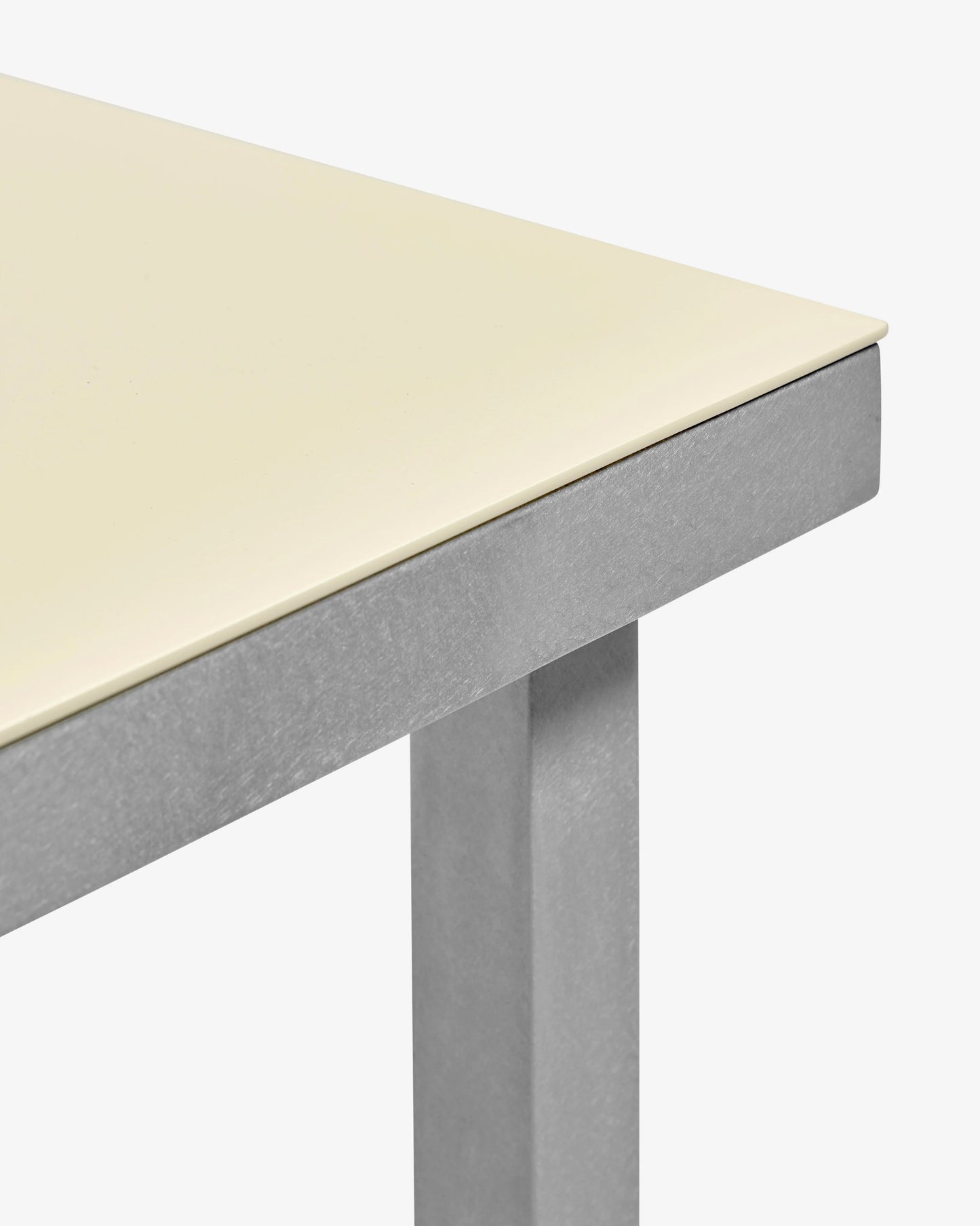 ALU DINING TABLE | S