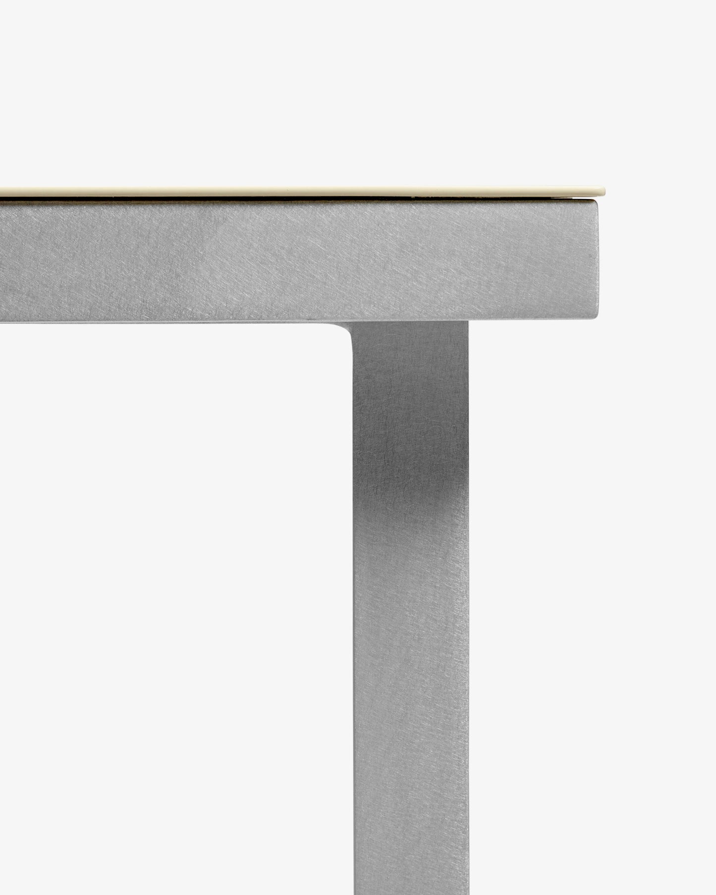 ALU DINING TABLE | S