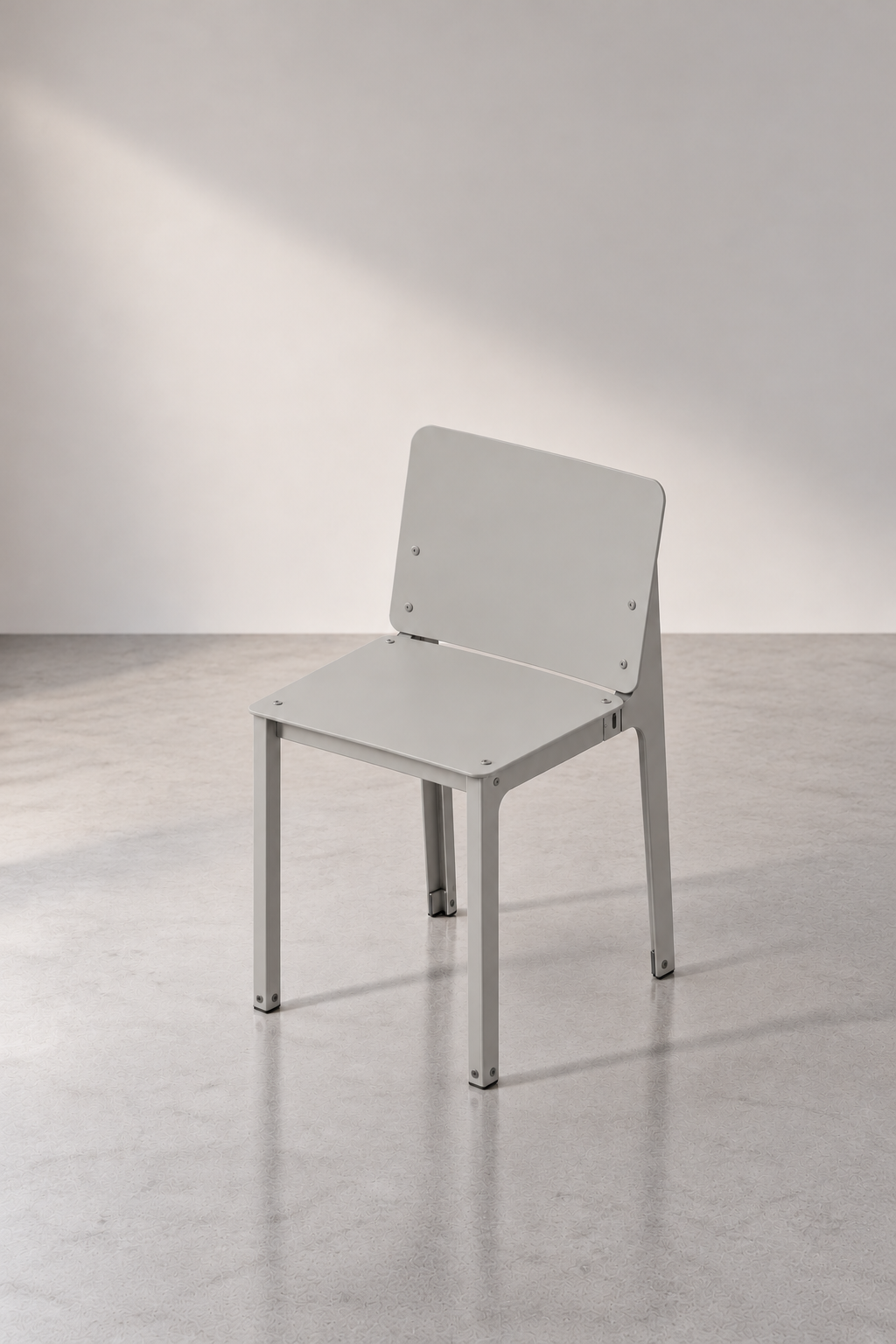 RIVET | Stuhl